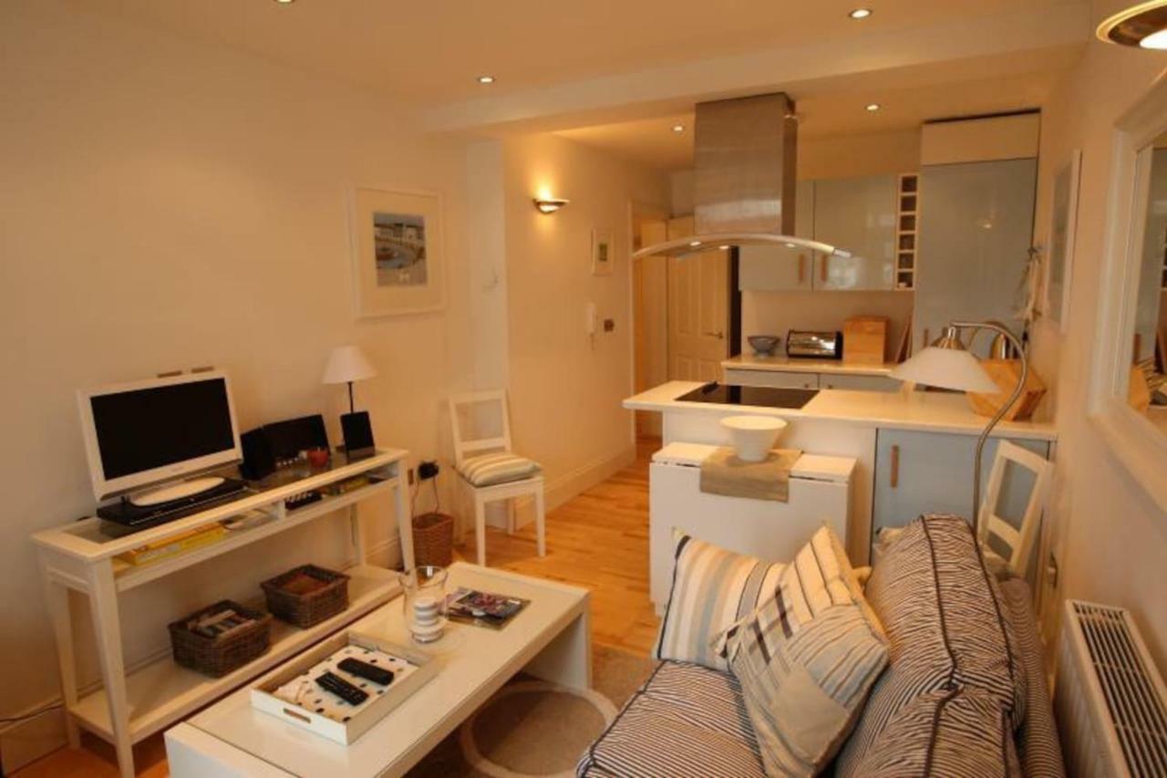 Polmear Harbour View With Terrace Apartment Looe Bagian luar foto